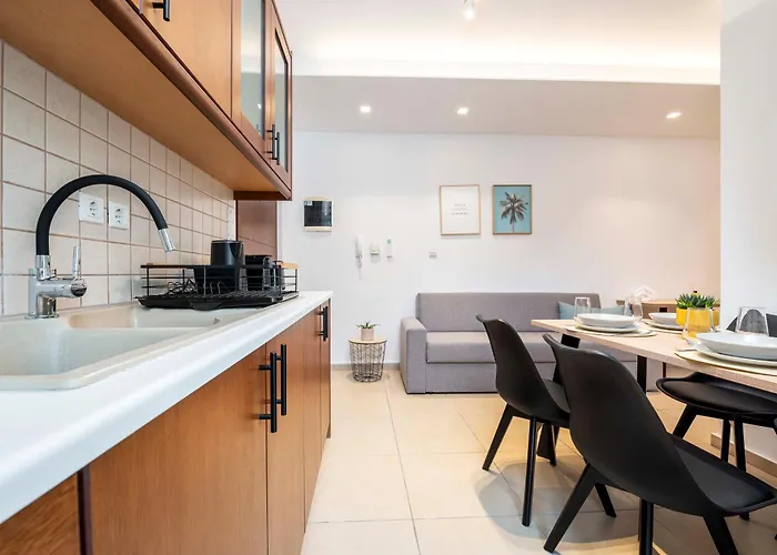 Coastal Bliss - 3 Min To - Gaia 1 *